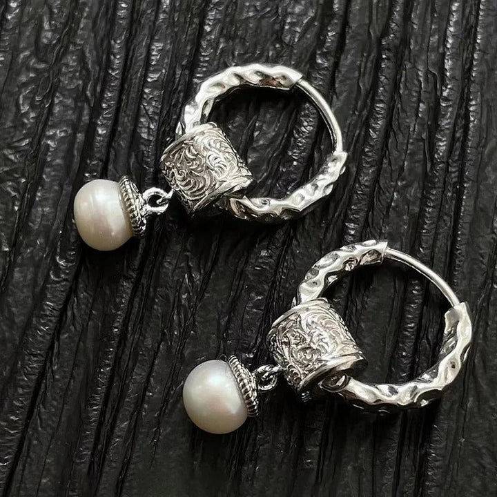 Hanging Pearl Earrings with Filigree