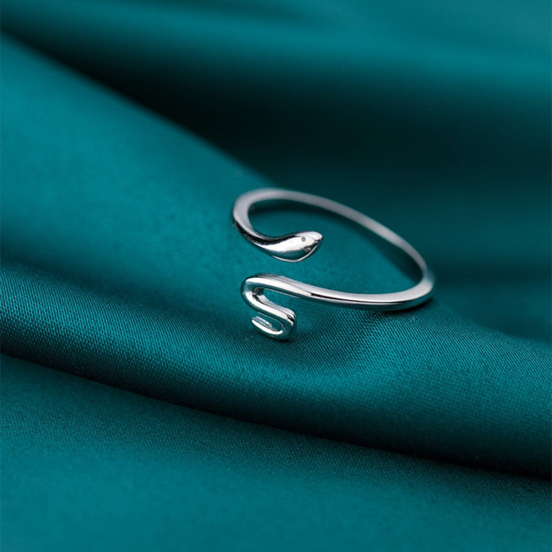 Adjustable Snake Ring