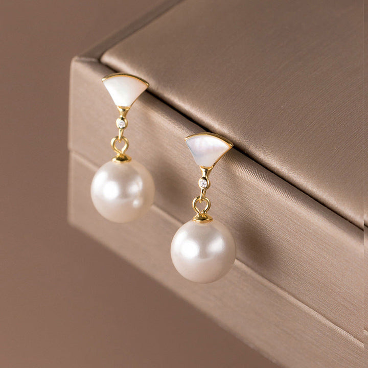 Retro Pearl Earrings