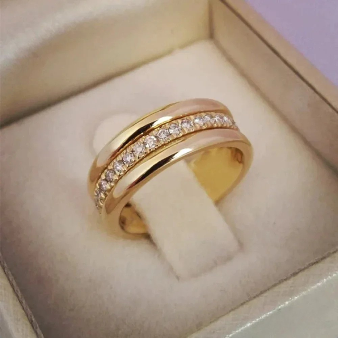 Elegant Double Zirconia Inlaid Ring