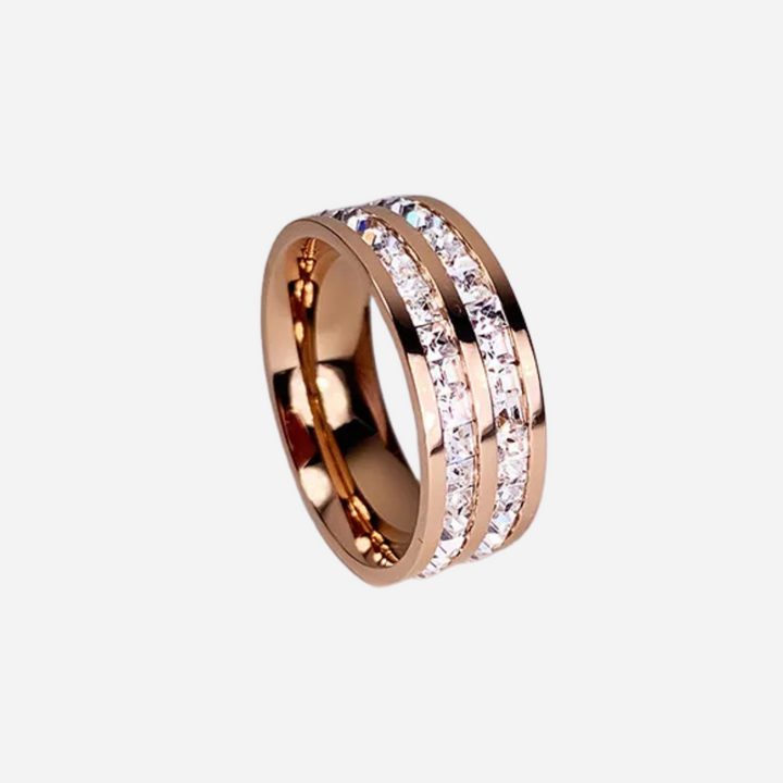 Elegant Inlaid Zirconia Ring