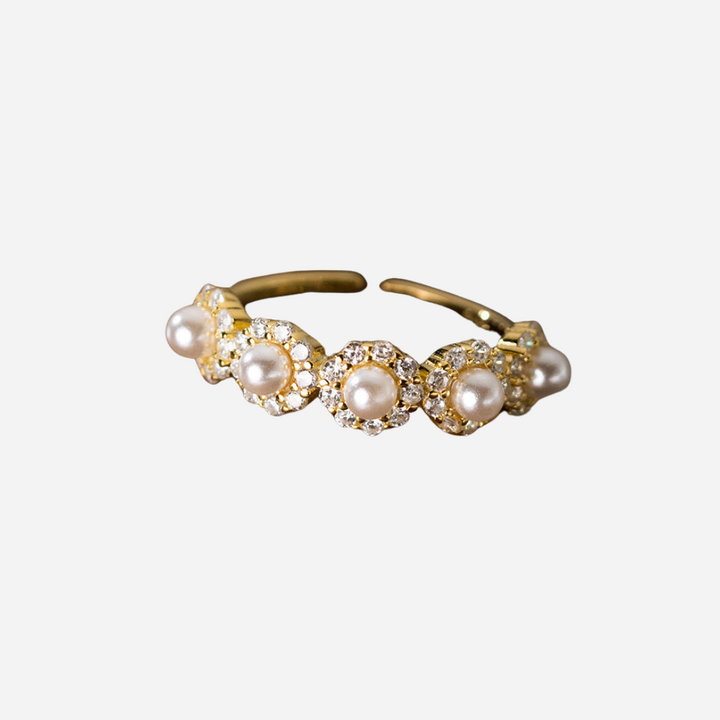 Luxurious Adjustable Zirconia Gold-Plated Ring