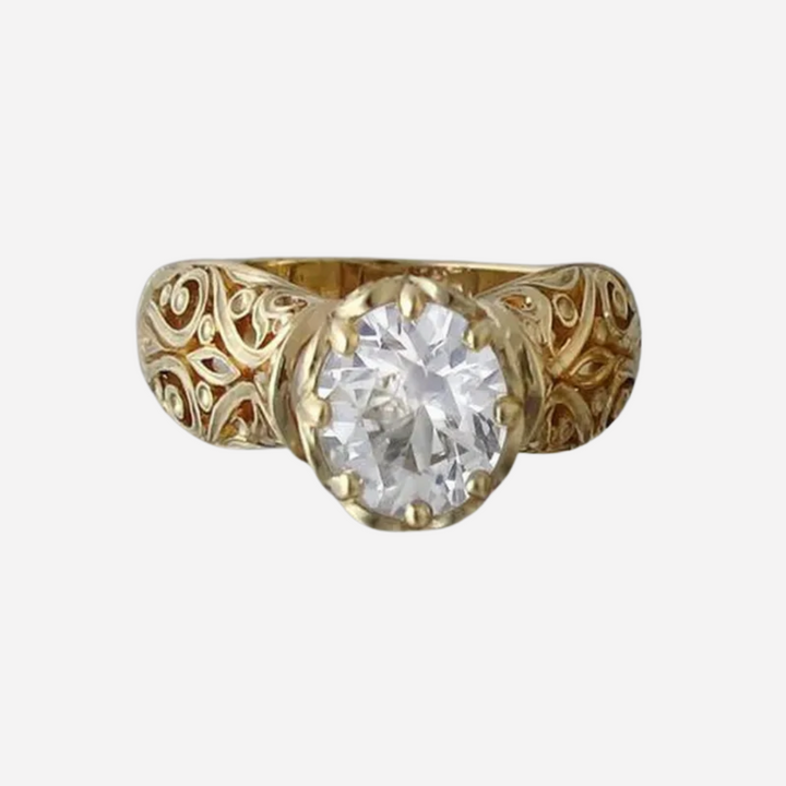 Elegant White Zirconia Ring