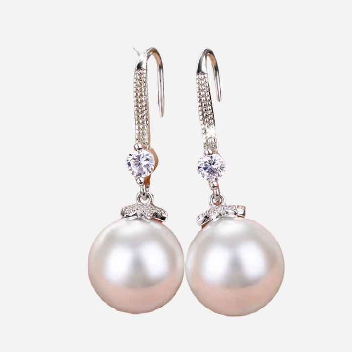 Shimmering Natural Pearl Earrings