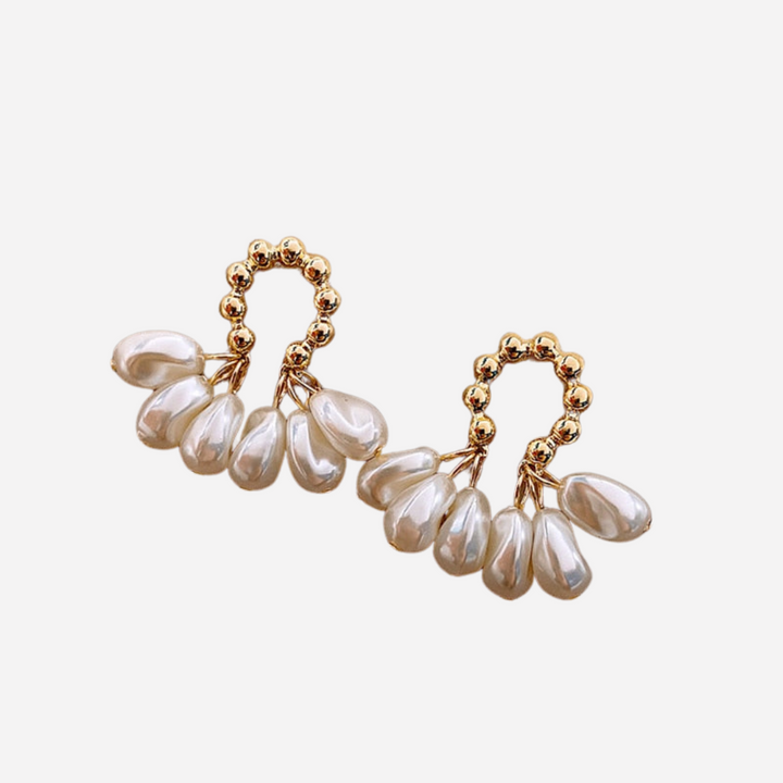 6 Pearls Earrings