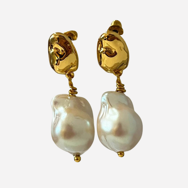 Hanging Baroque Pearl Earrings
