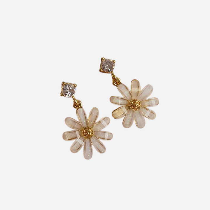 Pearl Daisy Earrings