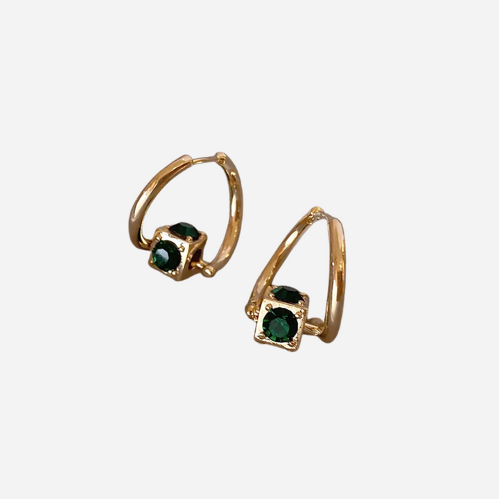 Elegant Green Earrings in Gold