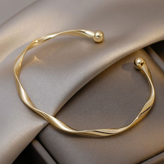 Elegant Stainless Steel Bracelet