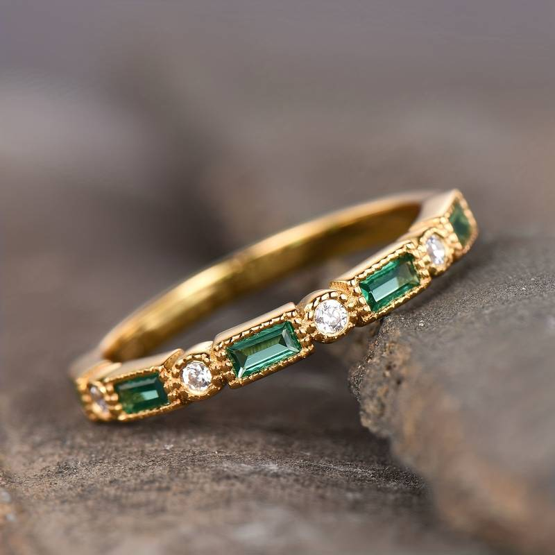 Vintage Green Inlaid Zirconia Ring