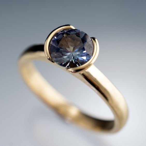 Vintage Dark Blue Crystal Ring