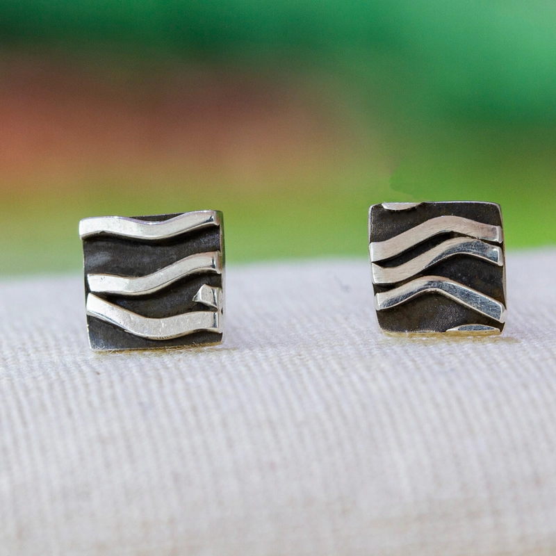 Vintage Wavy Square Earrings