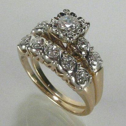 Vintage Sparkling Ring