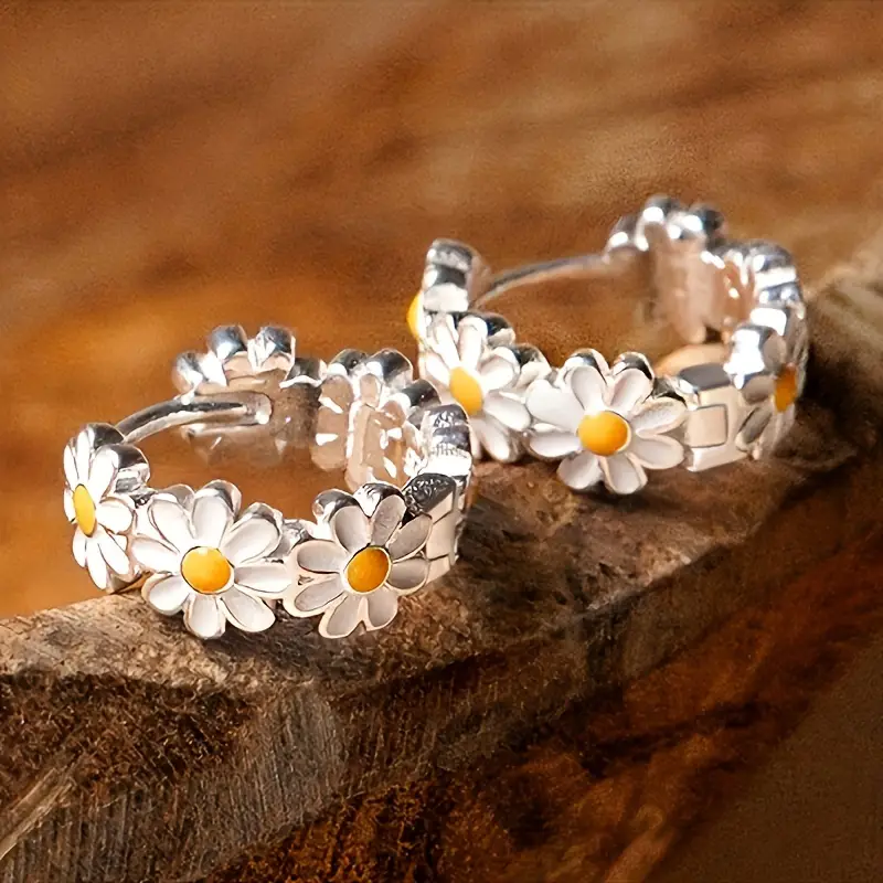 Daisy Hoop Earrings