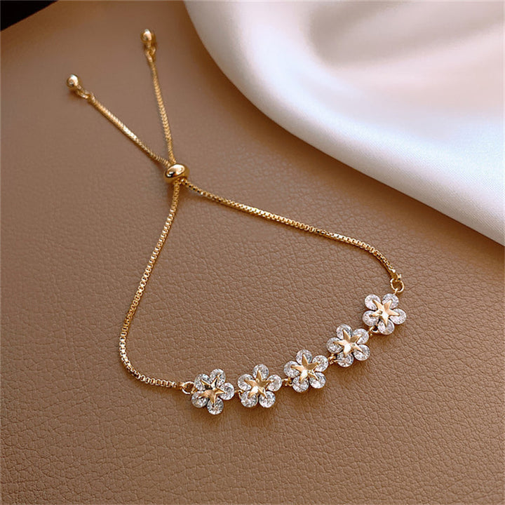 Adjustable Sparkling Floral Bracelet