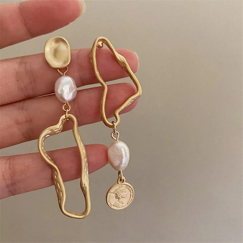 Irregular Freshwater Baroque Pearl Earring